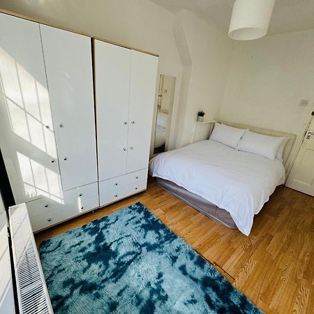 Lovely 2-Bed 15 Mins Walk To The Shard Apartment London Luaran gambar